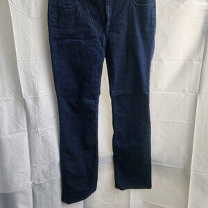 Amazon Essentials Women's Bootcut Jeans, Size 16